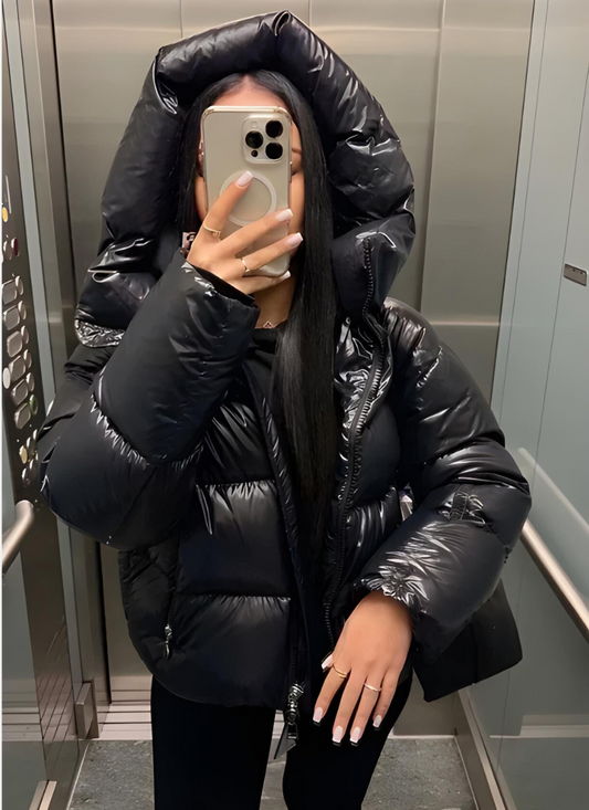 Esther | Damen Oversize Glänzende Pufferjacke mit Kapuze