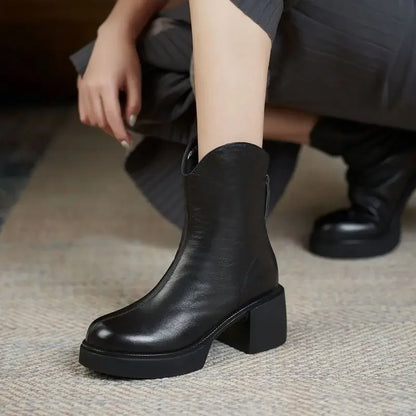 Elisa | Damen Vegane Chelsea Stiefel mit Blockabsatz