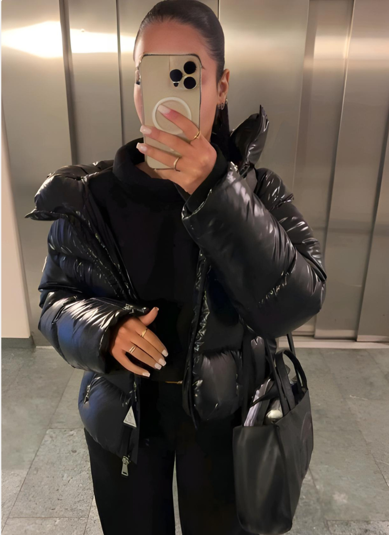 Esther | Damen Oversize Glänzende Pufferjacke mit Kapuze