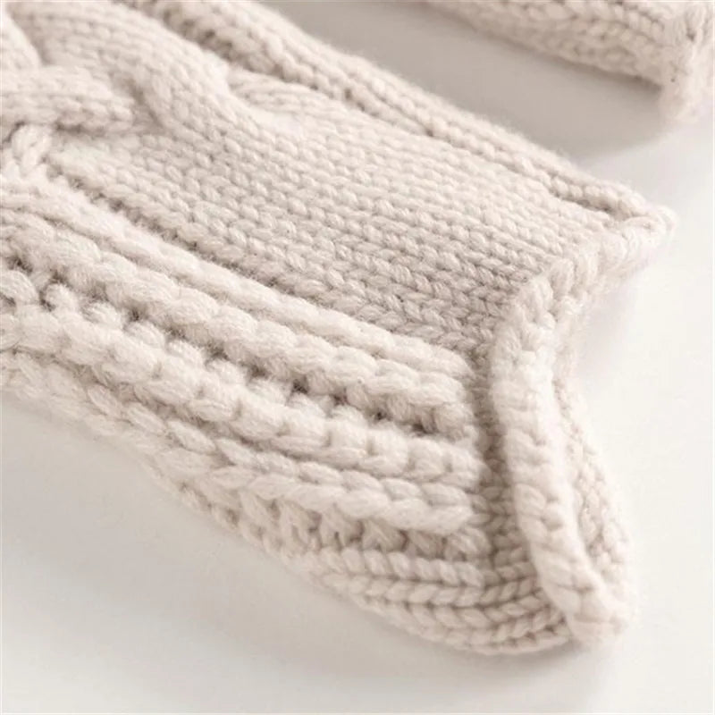 Romy | Damen Grobgestrickter Kuscheliger Strickpullover mit Rollkragen